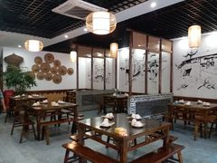 大堂-黄桷树曹家私房菜(江与城店)