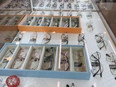 -明月眼镜(三坝店)