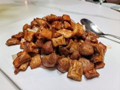 -小渔莊•地道胶东菜(旅游路万象省博物馆店)