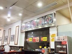 -牛一嘴·兰州牛肉面·大盘鸡(财富中心店)