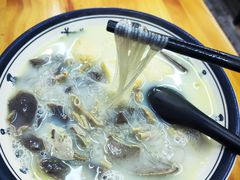 -鸭小妹鸭血粉丝(老门东店)