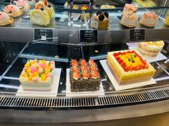 -UH祐禾(武汉武商MALL店)