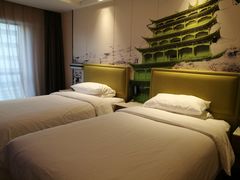 -兰州步行街希尔顿欢朋酒店