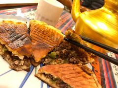 牦牛肉烤饼-卡万金特色藏餐