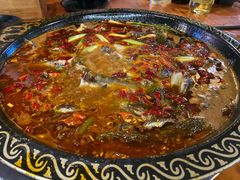 三角峰-三道苗苗鱼·美蛙黄辣丁(八里店)