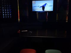 -K+全国连锁KTV(绿地缤纷天地店)