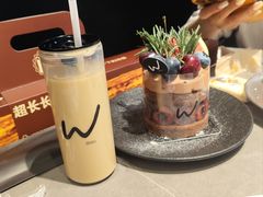 -W COLLECTIVE  DESSERT SHOP