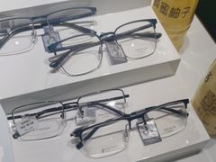 -亚美视光眼镜店(重庆路活力城店)