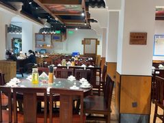 -六合居·明厨亮灶餐厅(成双大道店)