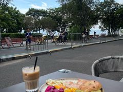 -ommo cafe(半岛城邦店)