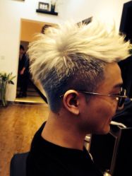 点击看大图 iphone_upload_pic-3AM HAIR SALON烫发染发接发