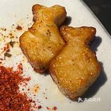 不用去呼伦贝尔也能吃上最地道的羊肉串🐑