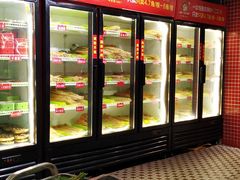 -钢管厂五区小郡肝串串香(奥克斯广场锦城万达店)