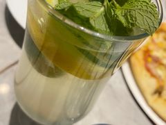 -必胜客(漕宝路店)