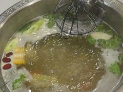 -乡土黄·鲜牛肉火锅·小龙虾(兴业街店)