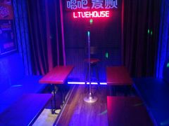 -唱吧麦颂ktv(紫金大厦店)