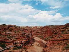 -天山神秘大峡谷