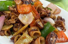 Sauce-Braised Blown Tube Shell Stir-Fry