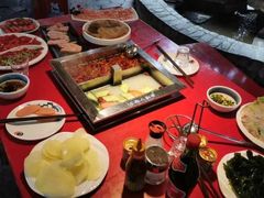-二荆条·蜀鲜汇城市森林火锅