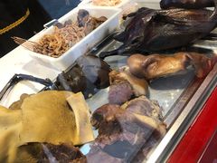 -王浩儿纪六孃甜皮鸭(凌云大厦店)