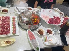 -潮牛壹号鲜牛肉火锅(光谷天地店)