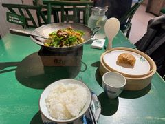 -费大厨辣椒炒肉(太平老街店)