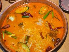 -洱火云南酸菜牛肉火锅(石景山当代商城店)