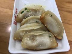 -小姜锅贴(凤凰街店)