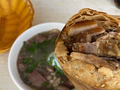 -洪峰浩老北京烧饼夹肉(角门路店)