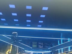 -嘻娱电竞·龙嘉兴(创业花园店)