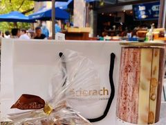 -Laderach 莱德拉(上海环贸iapm店)