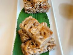 -方鼎食府