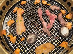 -黑金·寻焰自助百汇(中街店)