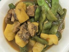 老家排骨炖豆角-鹤乡东北菜(崮山路店)