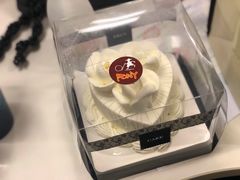 鲜奶鸡心蛋糕-PONY博尼工房(高岛屋店)