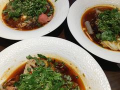 -成都你六姐·牛肉冒菜(城市集市合生汇店)