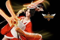 -星元素cosplay动漫摄影写真工作室