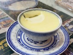 -广信牛奶甜品世家(台东店)