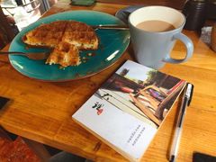 -蓝壁虎咖啡酒馆