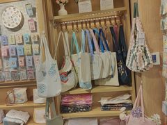 -猫的天空之城概念书店(苏州诚品店)