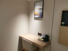 -万信至格酒店(成都欢乐谷金府地铁站店)