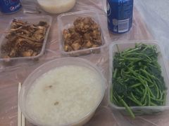 -蓝精灵饺子店