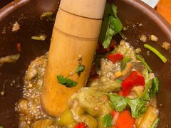 -老滇山寨•云南特色菜•地方菜•民族风情歌舞表演(金碧店)