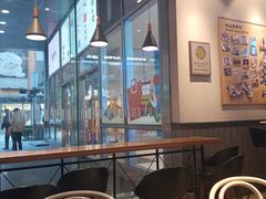 -巴黎贝甜(大宁国际商业广场店)