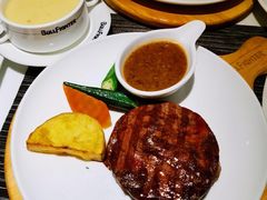 -斗牛士牛排餐厅(嘉里汇店)