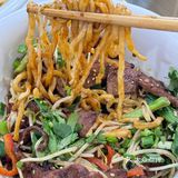 开业大酬宾！免费续面！吃到手软！💥🍲