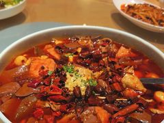 -渝信川菜 · 川味家常菜(财富购物中心店)