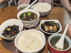-贯一台湾牛肉面(八一七中路店)
