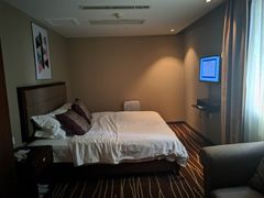 -怡华威斯达酒店(重庆医科大学附属儿童医院店)