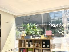 -HUGS coffee(东区店)